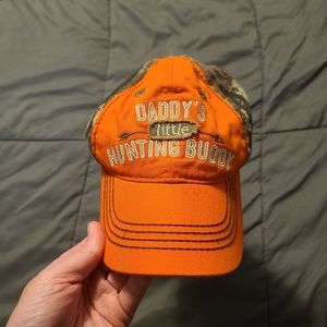 Toddler's Camo/Orange Adjustable Hat 🧢